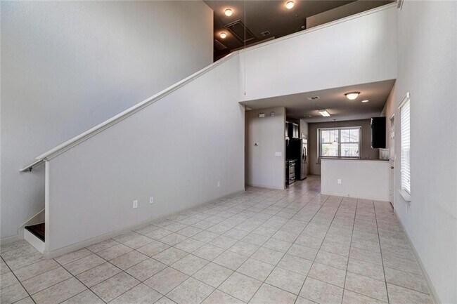 Building Photo - 1620 Bryant Dr