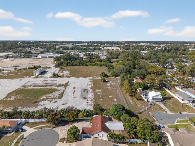 Building Photo - 5883 Darren Ct