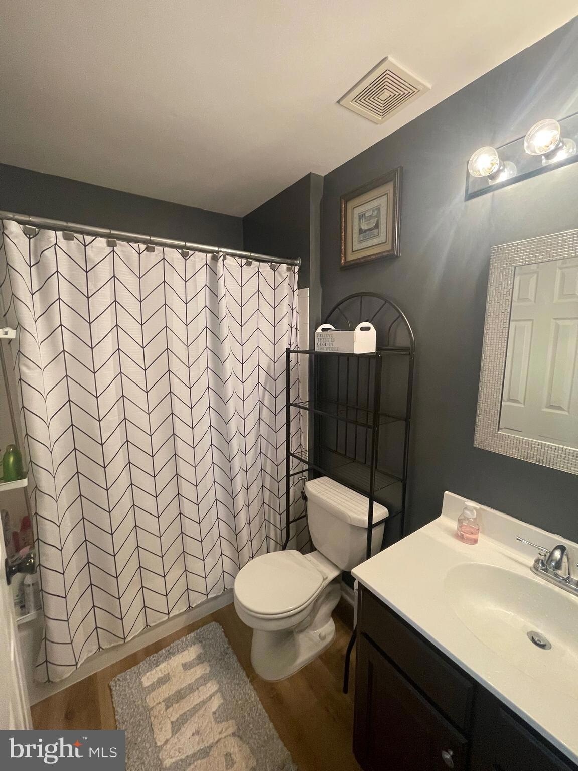 Building Photo - 47402 Darkhollow Falls Ter