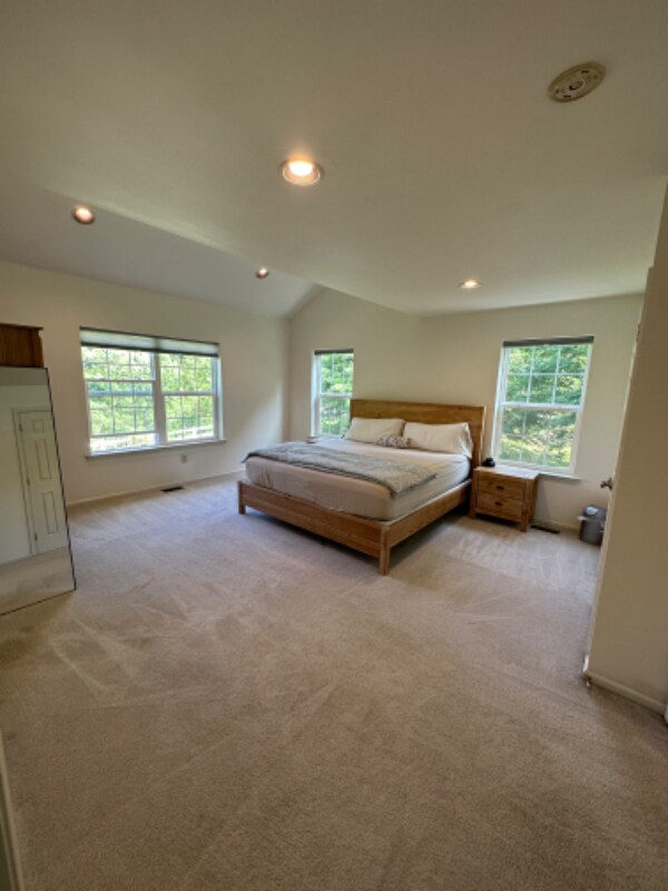 Building Photo - 106 Ava Ct