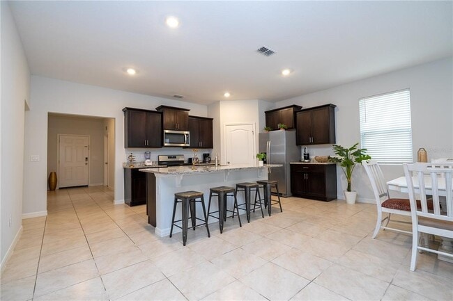 Building Photo - 4341 Acorn Ct