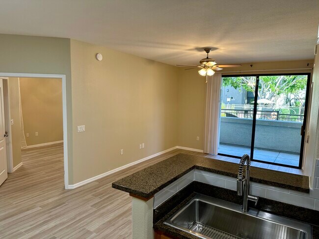 Building Photo - 6900 E Princess Dr