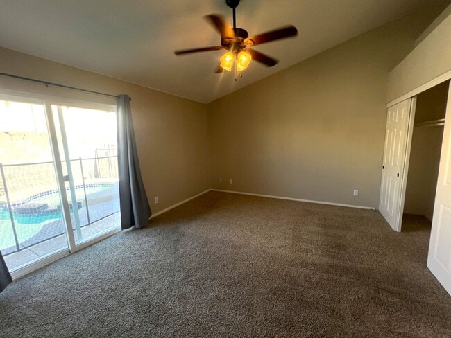 Building Photo - 3 bedroom, 2 bathroom home located in Henderson, NV!