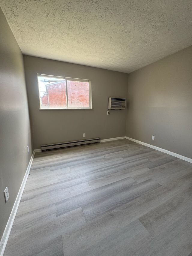 Building Photo - 4 Bryant Ln