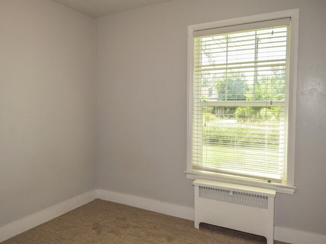 Building Photo - 56 N 400 W
