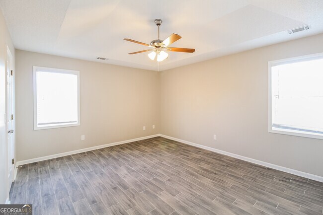 Building Photo - 4603 Quail Pointe Dr