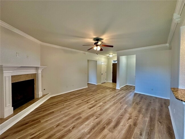 Building Photo - 441 Sorrento Dr