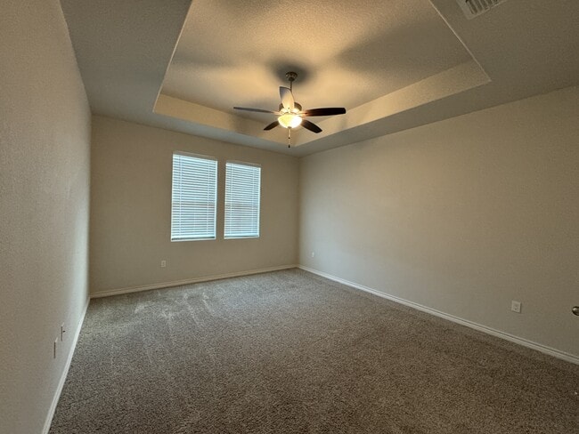 Building Photo - 8142 Luz de Luna St