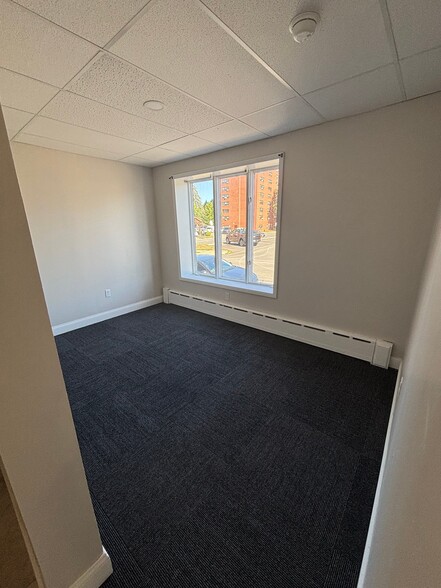 Building Photo - 1440 1st Ave