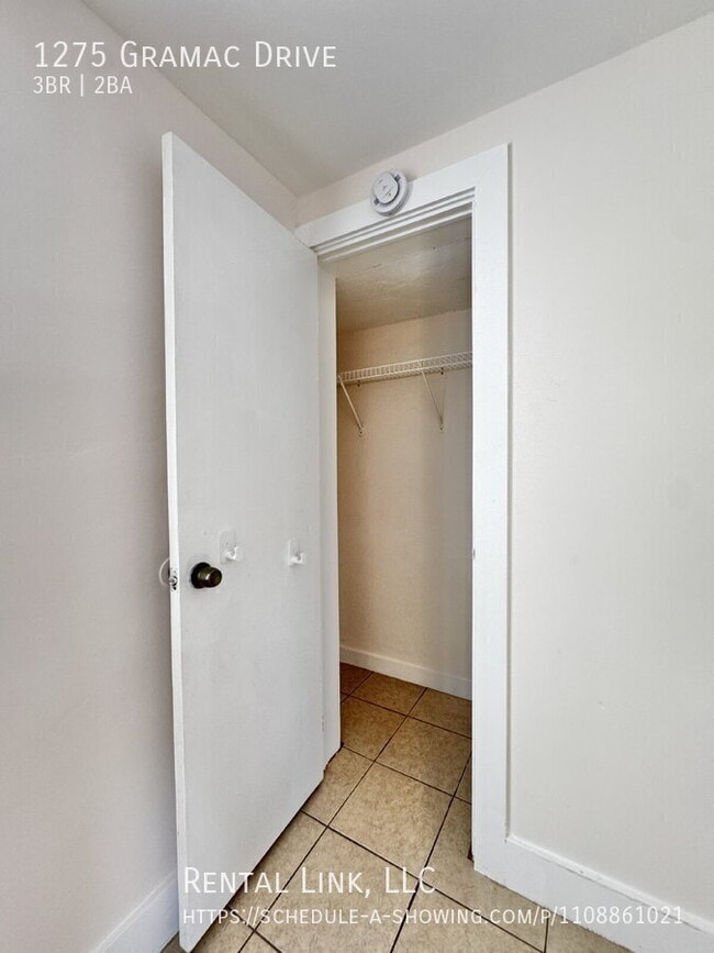 Building Photo - 1275 Gramac Dr