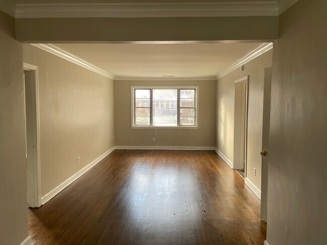 Building Photo - 4280 Emily Ave