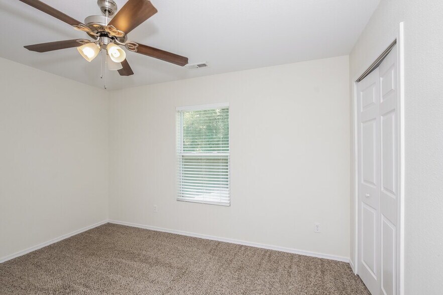 Building Photo - 3031 Buckleigh Dr