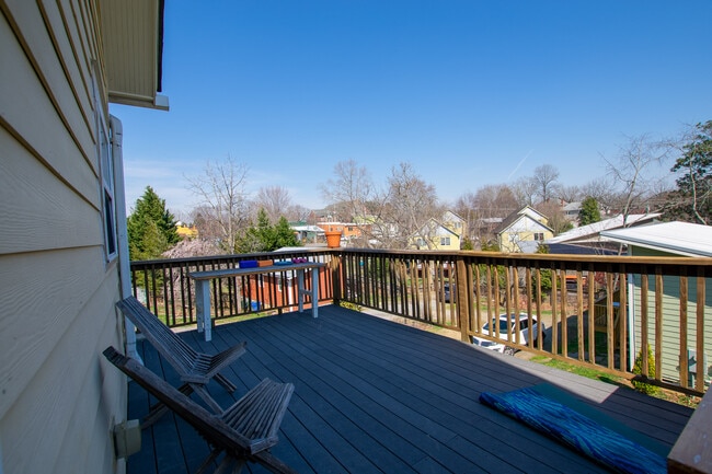 Back Porch - 24 Nevada Ave