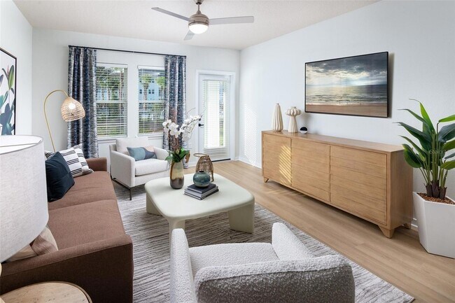 Building Photo - 100 Windflower Ln