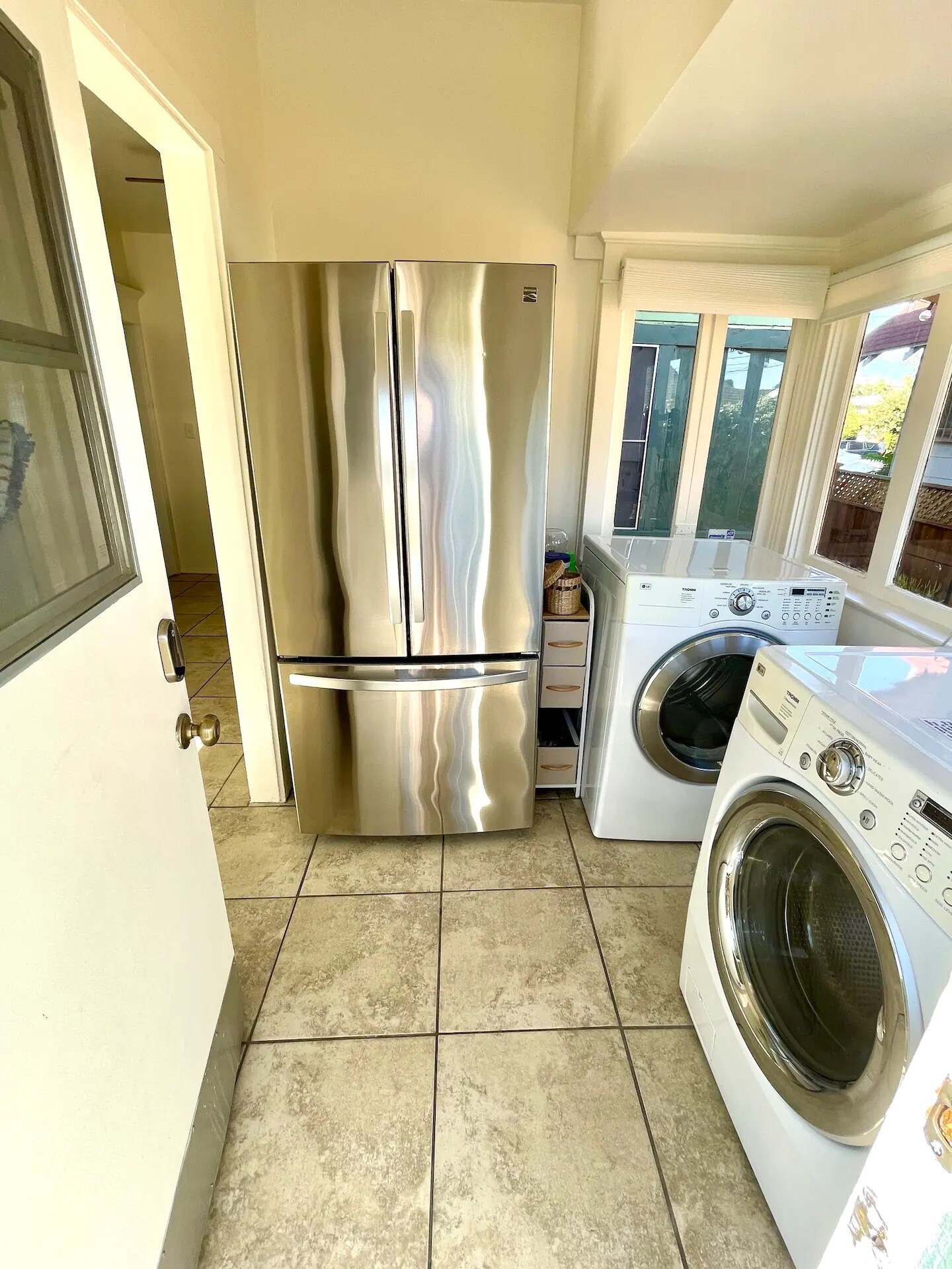 Building Photo - 5706 Kendall Ave