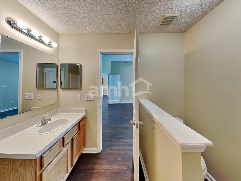 Building Photo - 3264 Talisman Drive