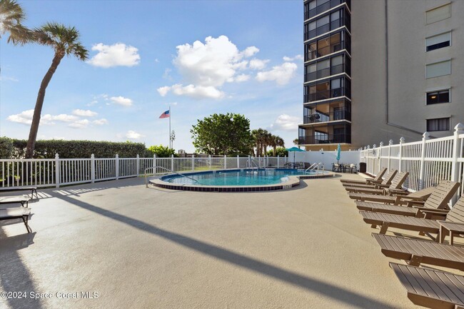Building Photo - 1125 Jimmy Buffett Mem Hwy