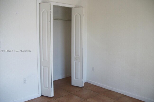 Building Photo - 7230 W 34th Ct
