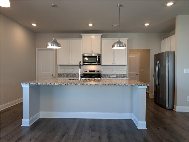 Building Photo - 3660 Salvia Dr