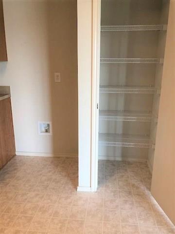 Building Photo - 9929 Blue Bell Dr