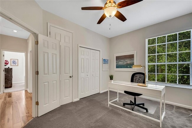 Building Photo - 421 Enclave Pl