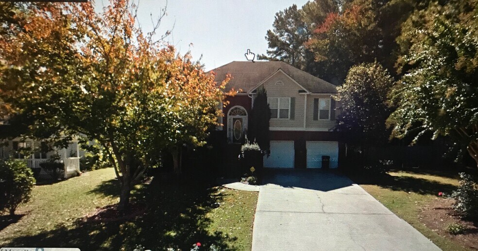 Front of the house - 2391 Perch Ct SW