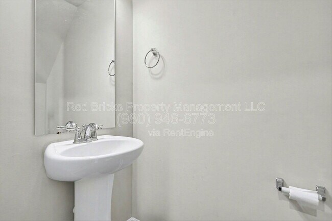 Building Photo - 4037 Stoneygreen Ln