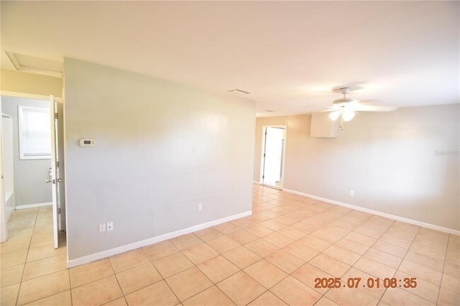 Building Photo - 818 49th Ave N