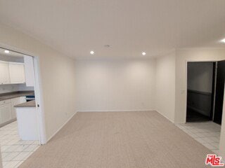 Building Photo - 415 Montana Ave