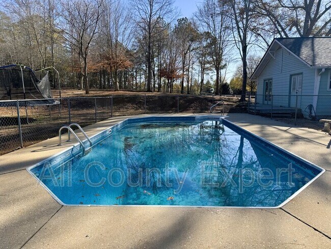 Building Photo - 5485 Union Church Rd