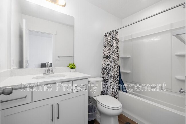 Building Photo - 766 S 850 W