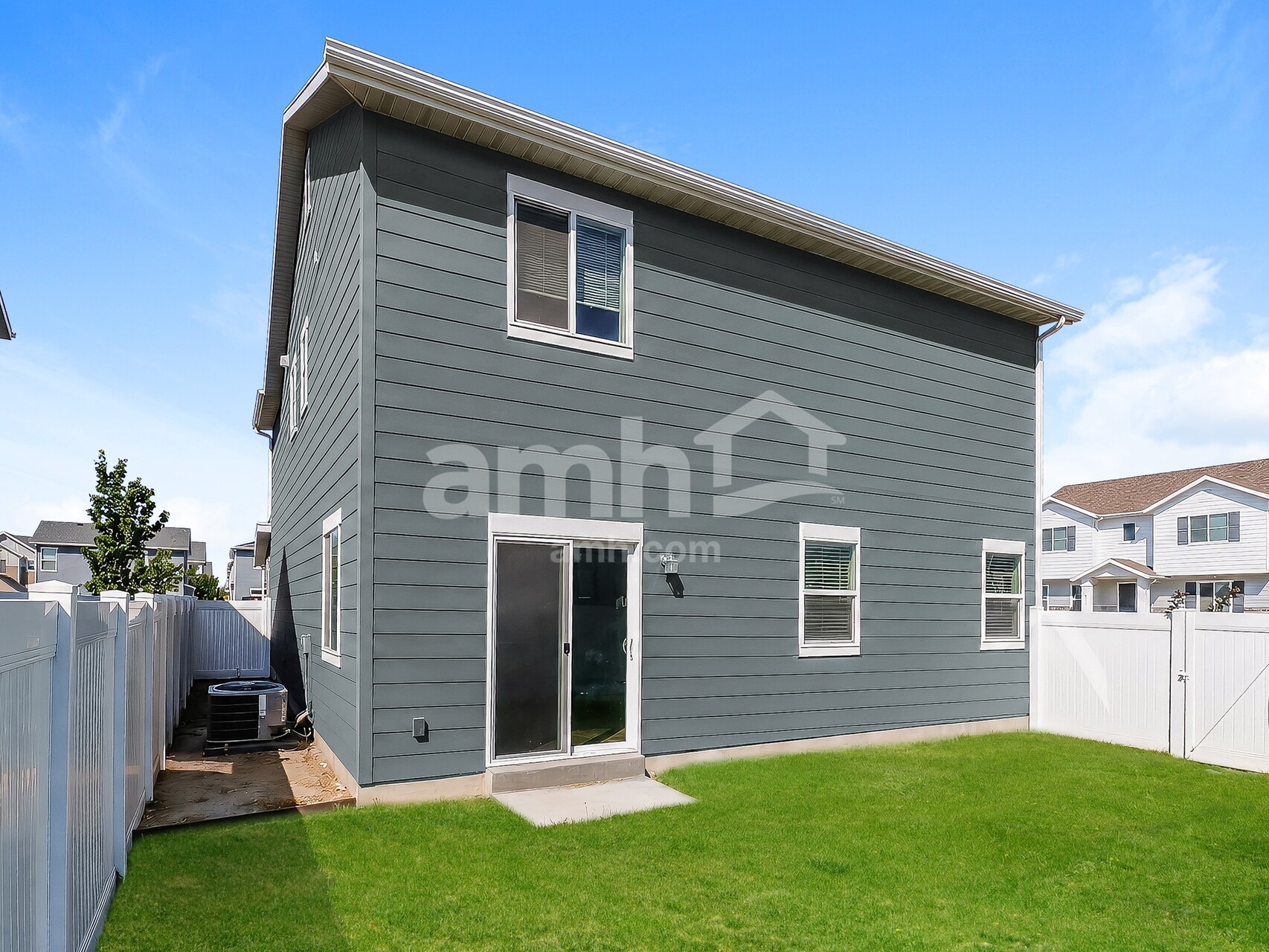 Building Photo - 1333 W Mahogany St