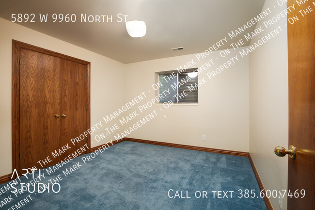 Building Photo - $1,000 Off 1st Month's Rent - Highland