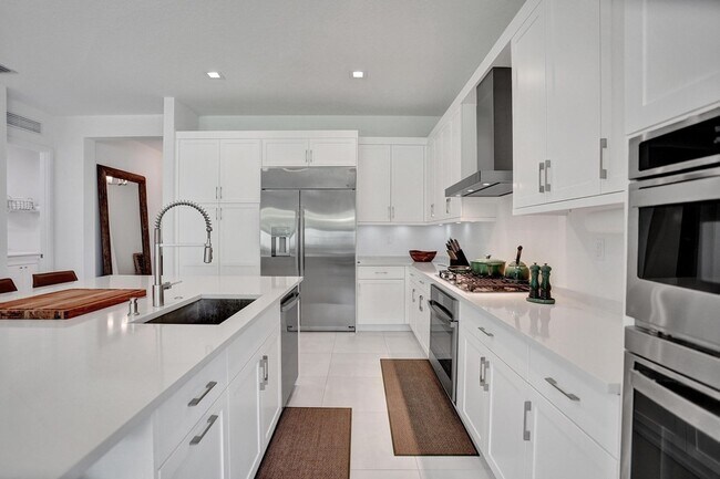 Building Photo - 9164 Silver Marsh Ln