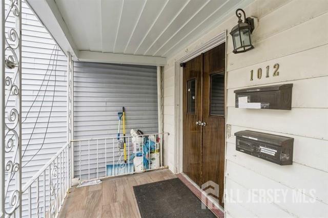 Building Photo - 1012 Paterson Plank Rd