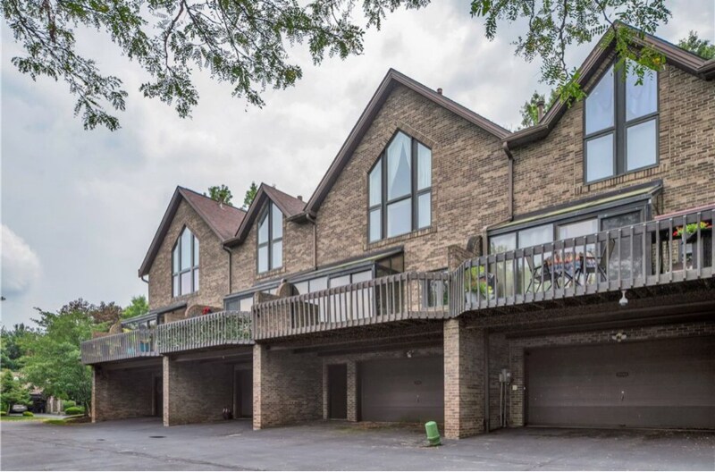 Building Photo - 10086 Mansion Dr