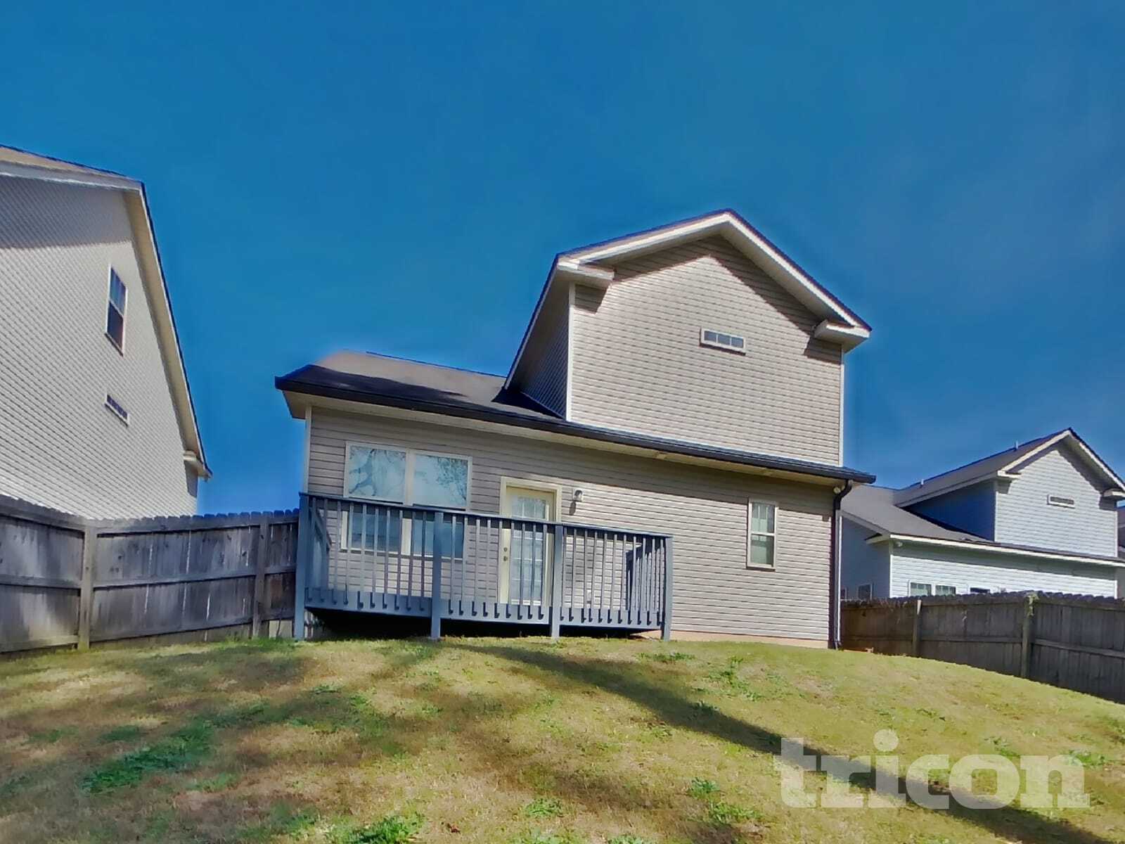 Building Photo - 1422 Collins Dr