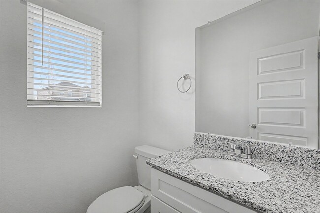 Building Photo - 3401 SW Endearment St