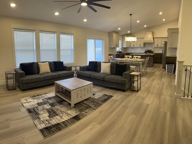 Building Photo - 184 Galena Smt Dr