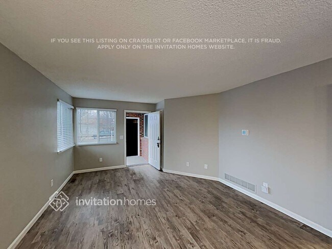 Building Photo - 7110 Fenton Cir