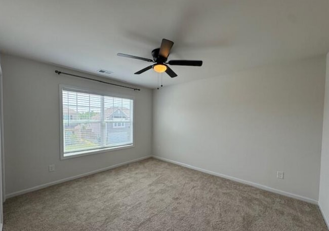 Building Photo - 566 Burnaby Ct