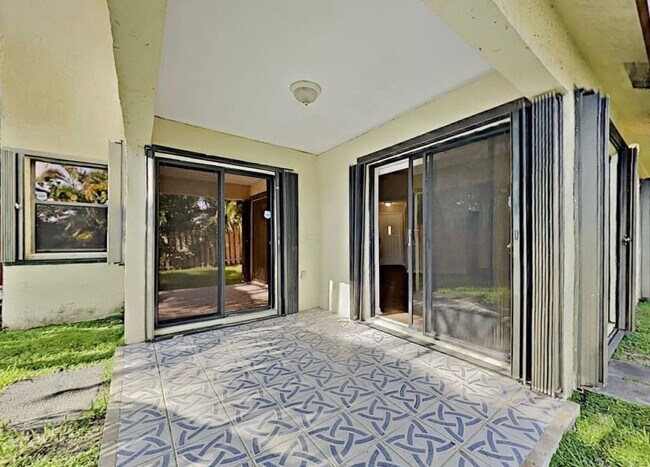 Building Photo - 260 SW 113th Terrace