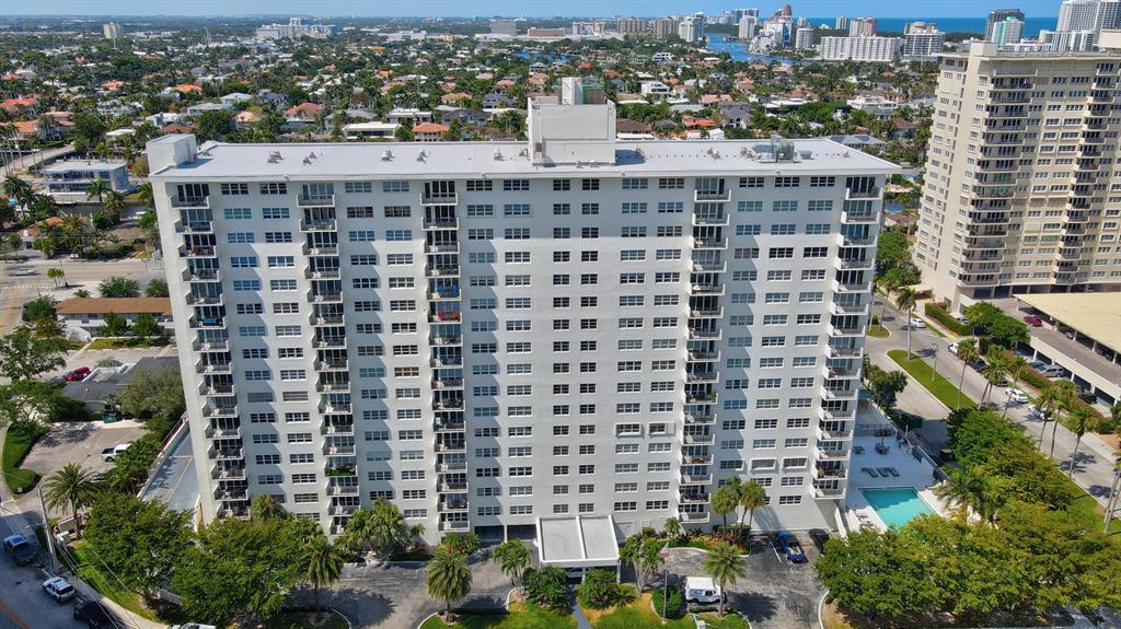 Building Photo - 340 Sunset Dr