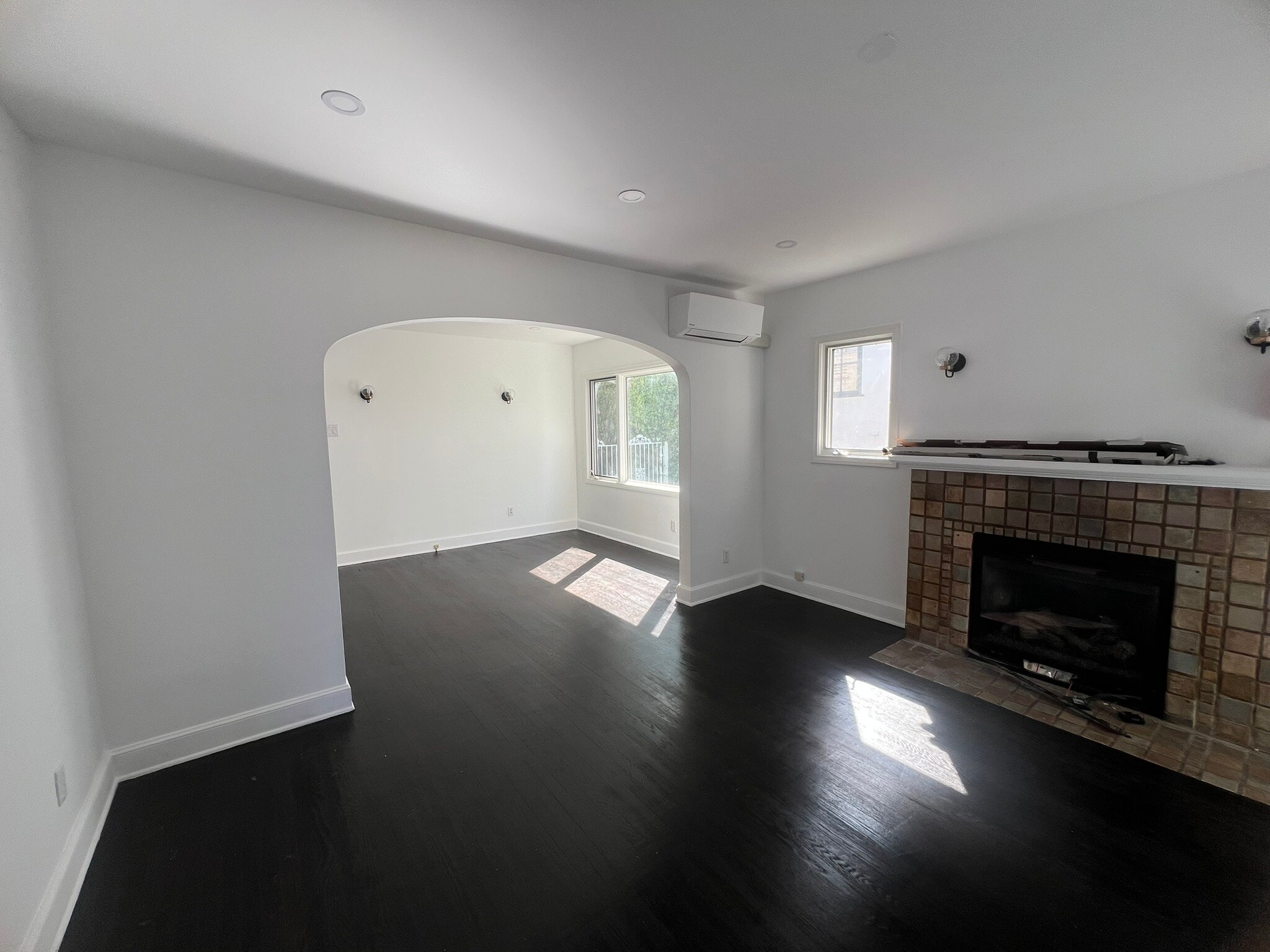 Building Photo - 1234 Keniston Ave