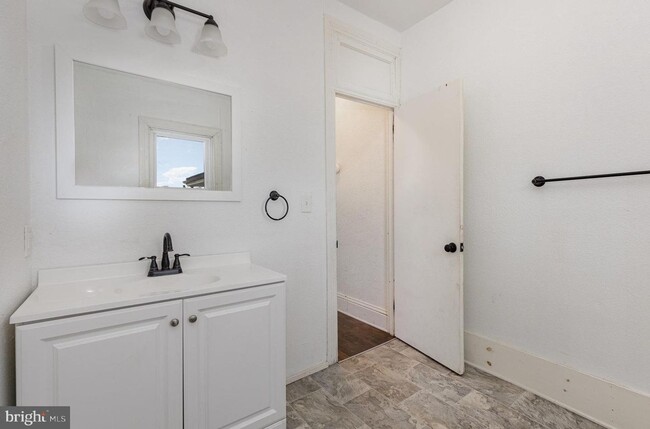 Building Photo - Cozy 3 bedroom in west York
