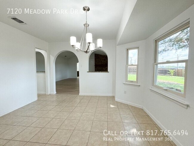 Building Photo - Freshly updated North Richland Hills home ...