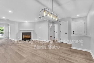 Building Photo - 1006 Canyon Point Cir