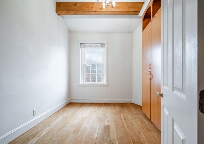 Building Photo - 310 Prince St