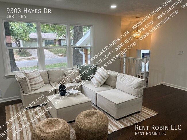 Building Photo - 9303 Hayes Dr