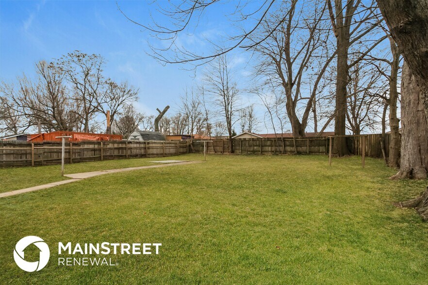 Building Photo - 5806 Alanadale Dr